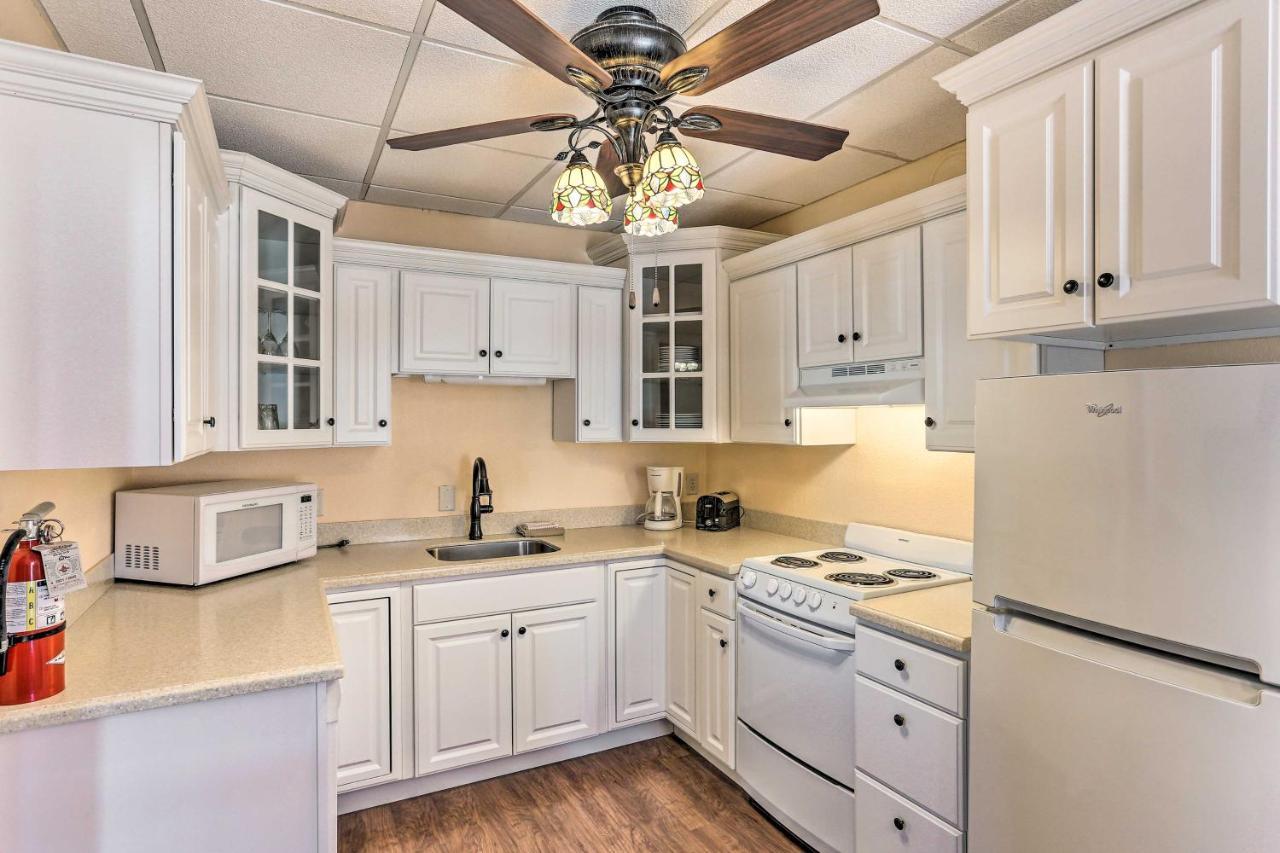 Custer Apt In Heart Of Town Shop, Dine, Hike Esterno foto