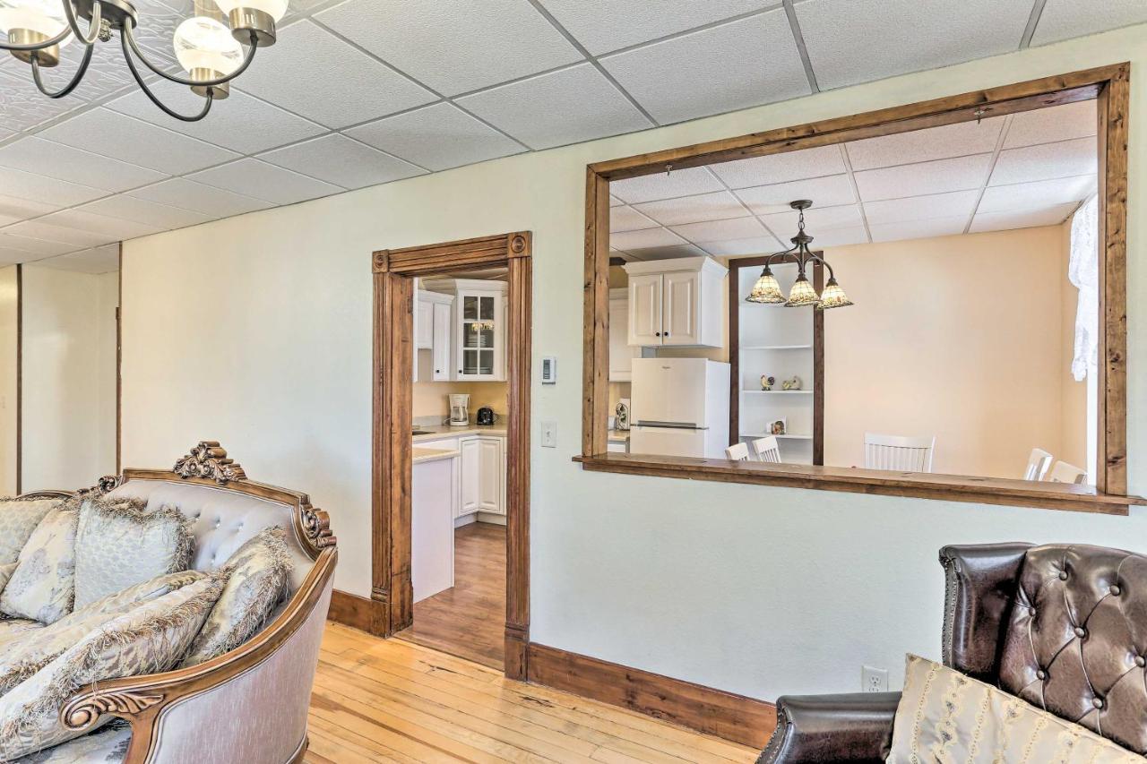 Custer Apt In Heart Of Town Shop, Dine, Hike Esterno foto